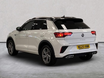Used Volkswagen T-Roc 2025 for sale - 76144294: Photo 2