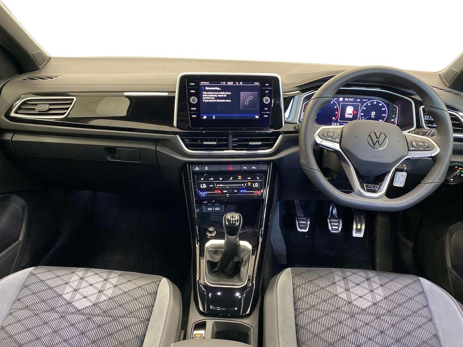 Used Volkswagen T-Roc 2025 for sale - 76144294: Photo 8
