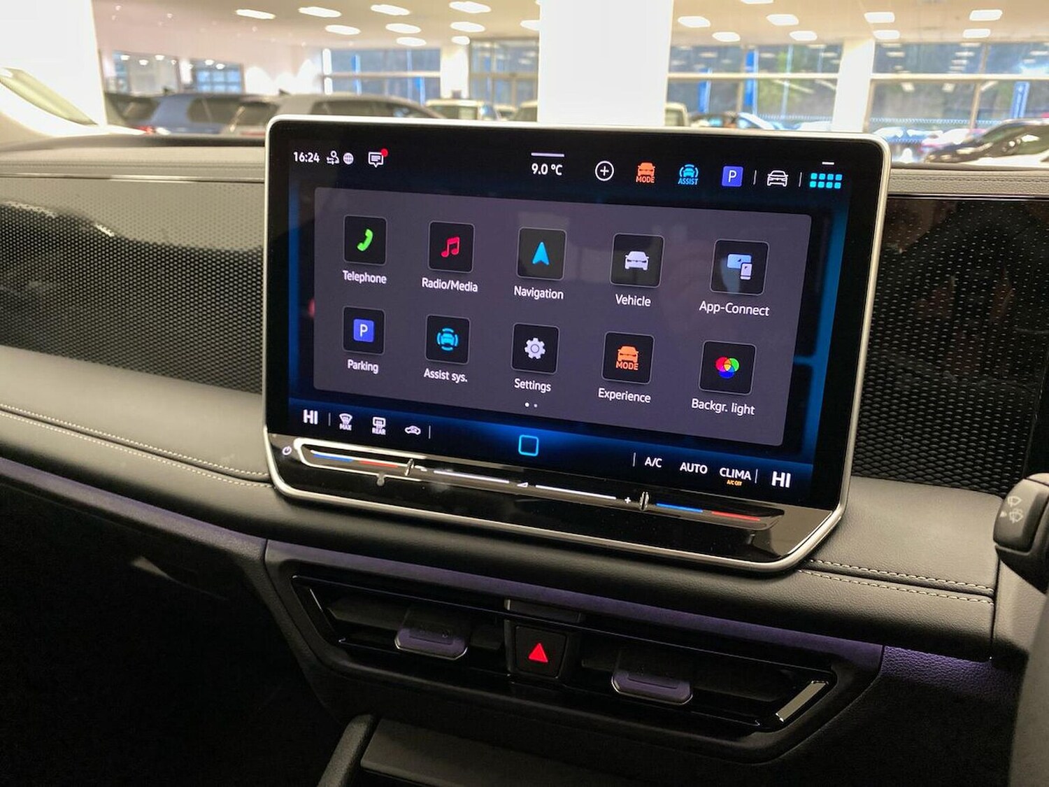 Used Volkswagen Tiguan 2026 for sale - 77901688: Photo 11