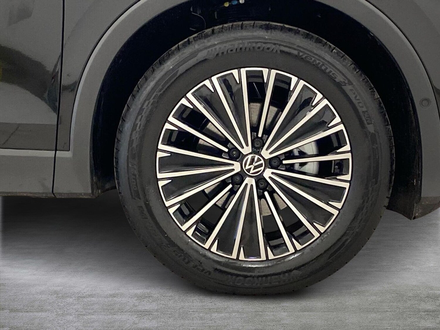 Used Volkswagen Tiguan 2026 for sale - 77901688: Photo 6