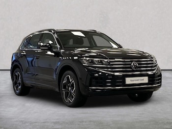 Used Volkswagen Touareg 2025 for sale - 78317157: Photo