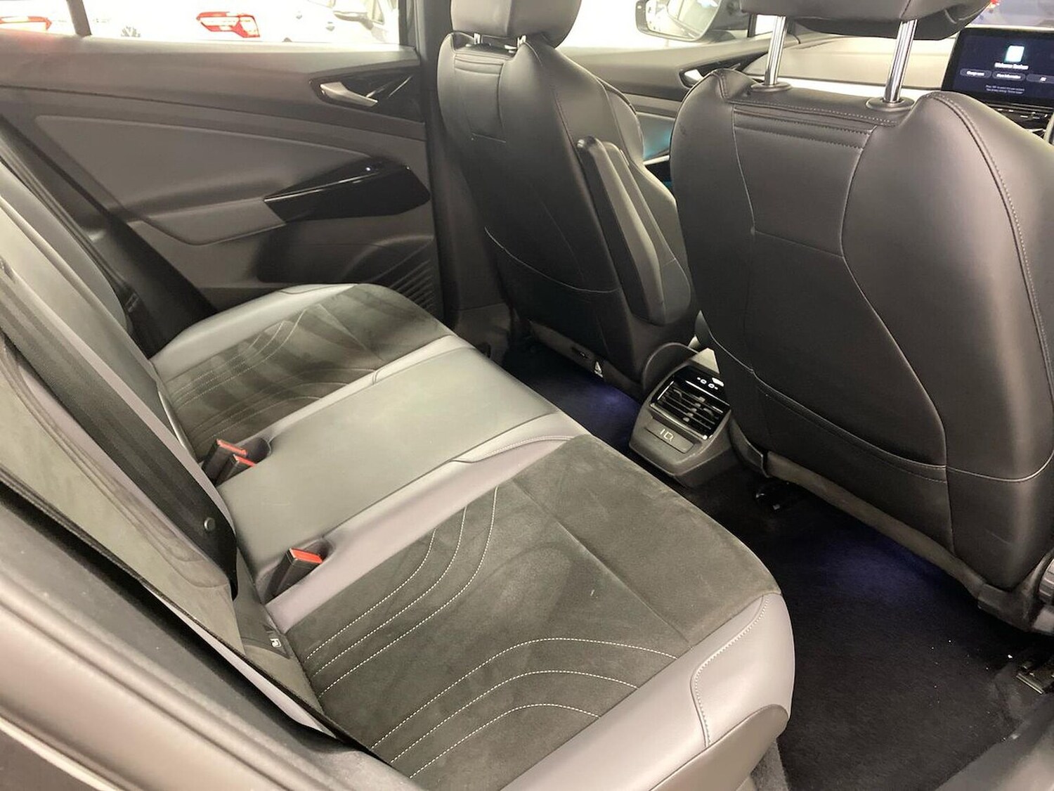 Used Volkswagen ID.4 2022 for sale - 77528869: Photo 37