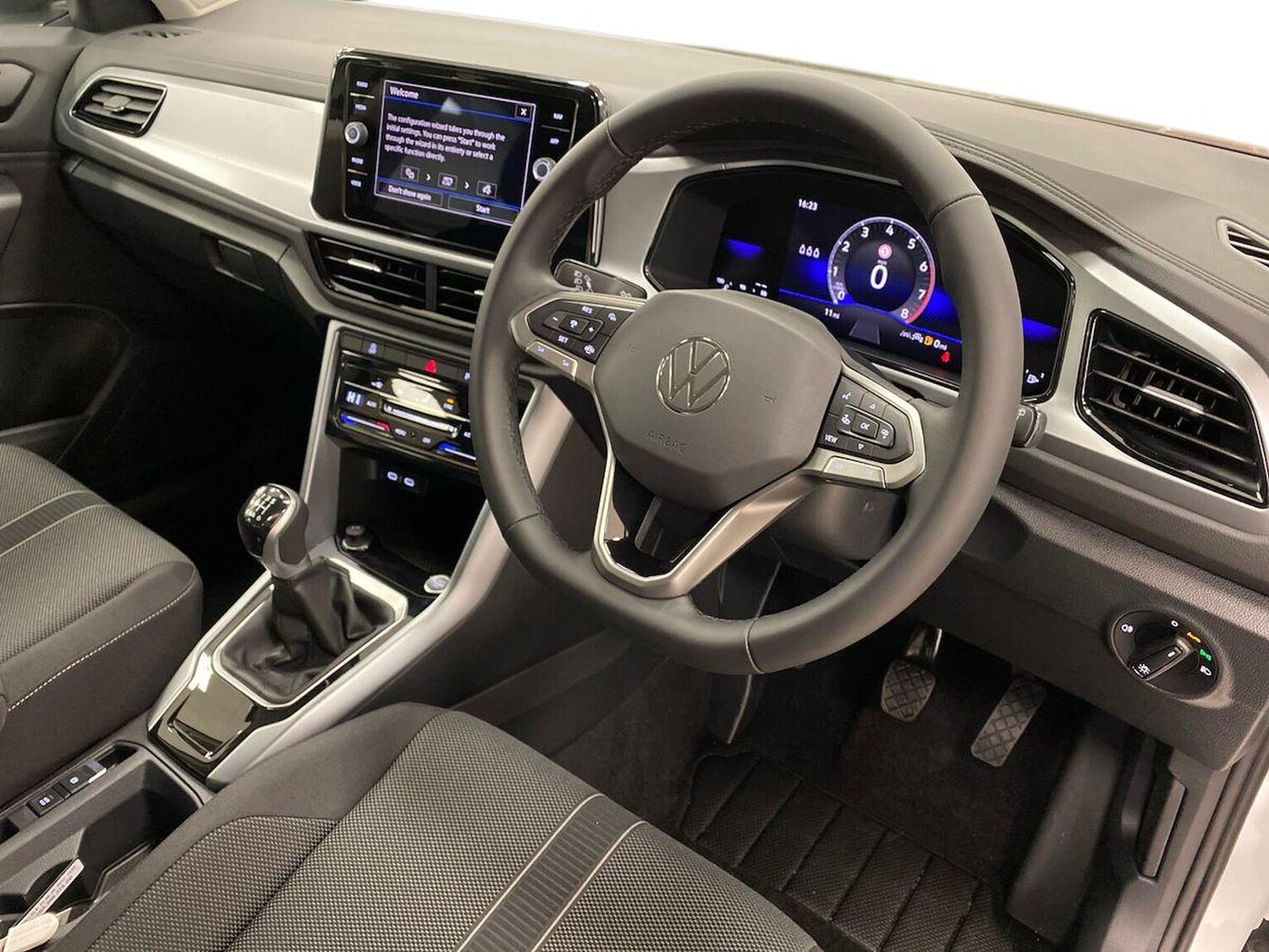 Used Volkswagen T-Roc 2026 for sale - 77901673: Photo 15