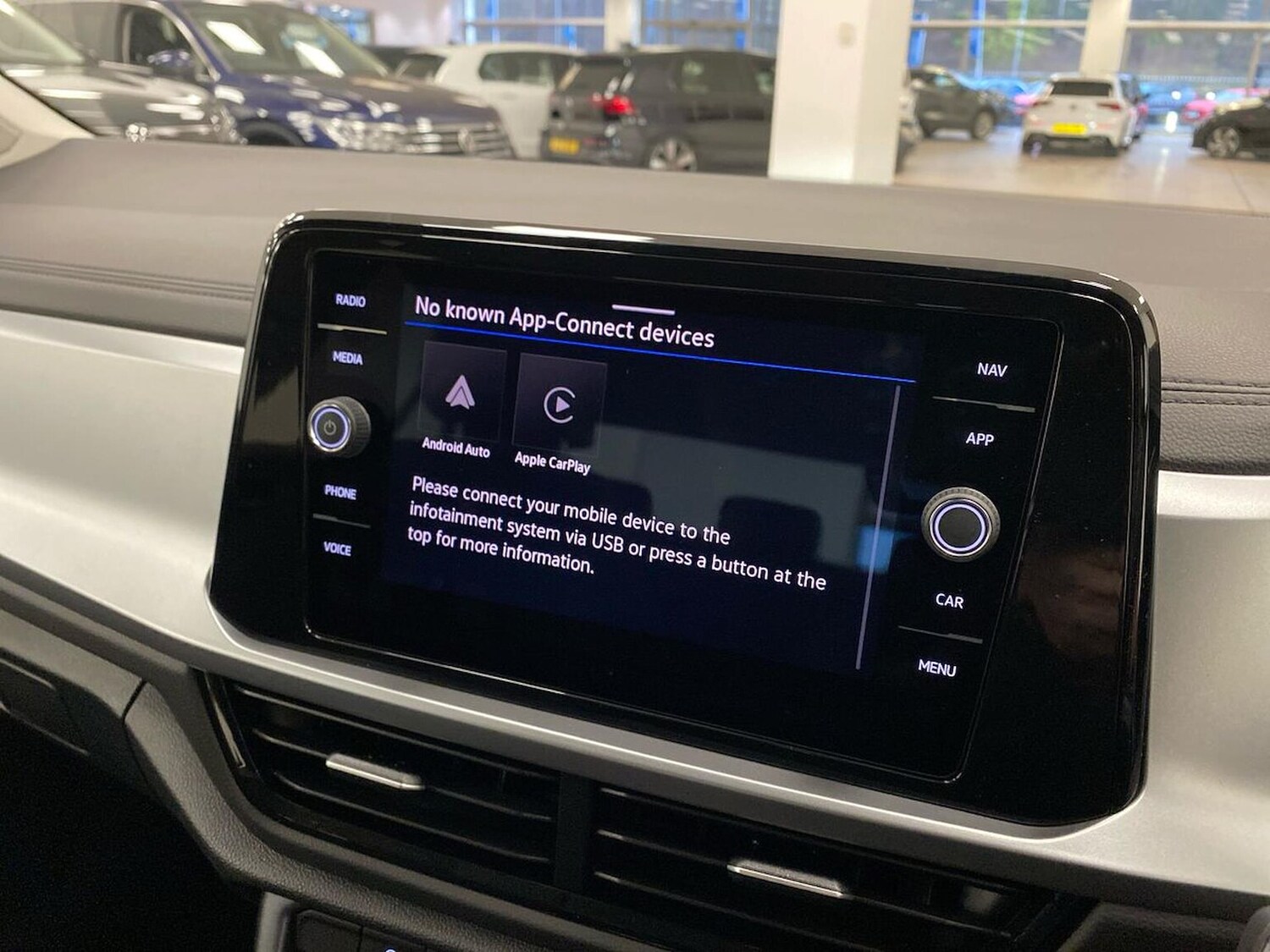 Used Volkswagen T-Roc 2026 for sale - 77901673: Photo 24