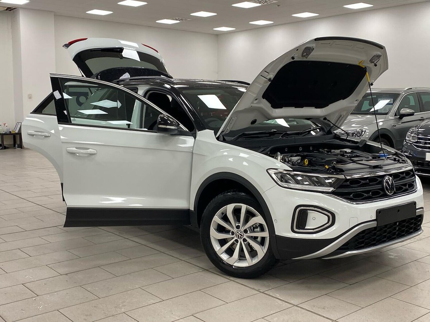 Used Volkswagen T-Roc 2026 for sale - 77901673: Photo 40