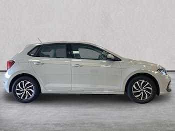 Used Volkswagen Polo 2024 for sale - 79525059: Photo