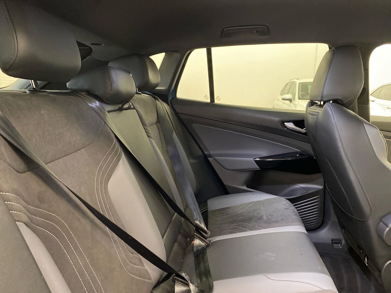 Used Volkswagen ID4 2024 for sale - 76057943: Photo 16