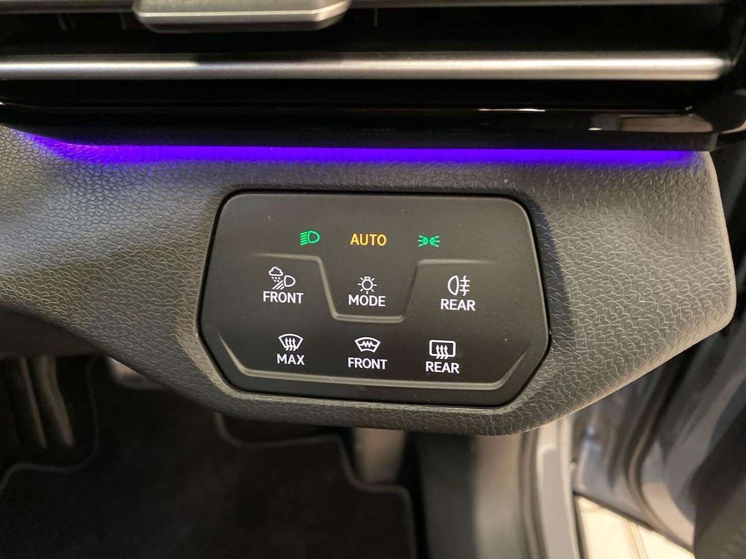 Used Volkswagen ID.4 2024 for sale - 76628209: Photo 22