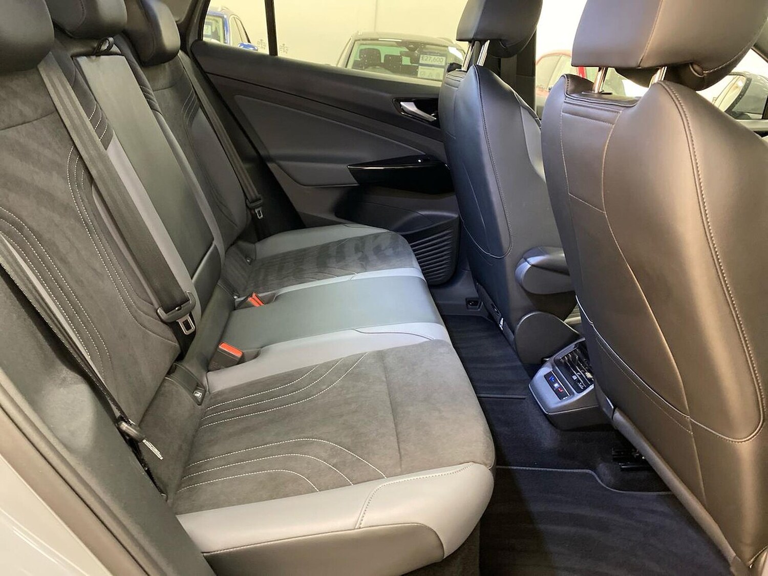 Used Volkswagen ID.4 2024 for sale - 76628209: Photo 31