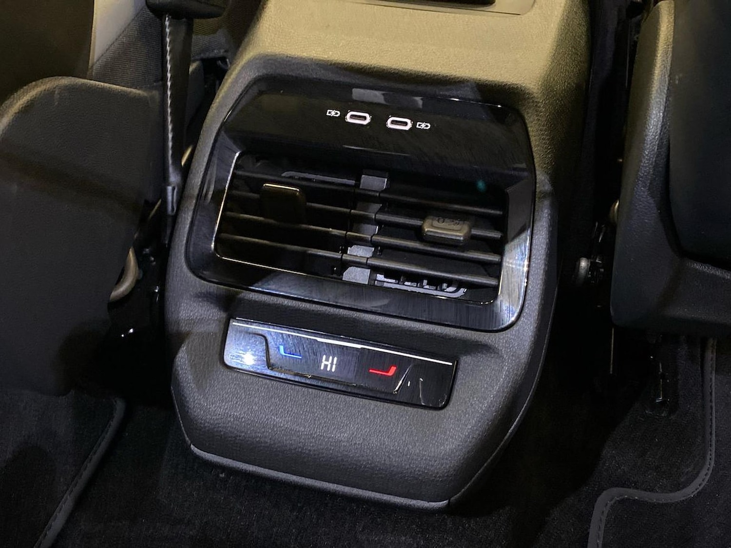 Used Volkswagen ID.4 2024 for sale - 76628209: Photo 37