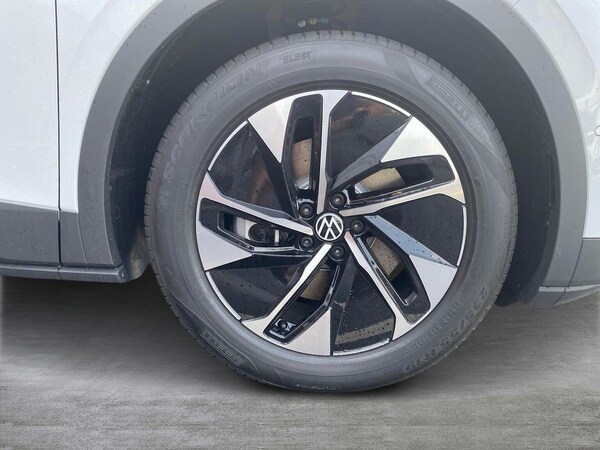 Used Volkswagen ID.4 2025 for sale - 75557422: Photo 6