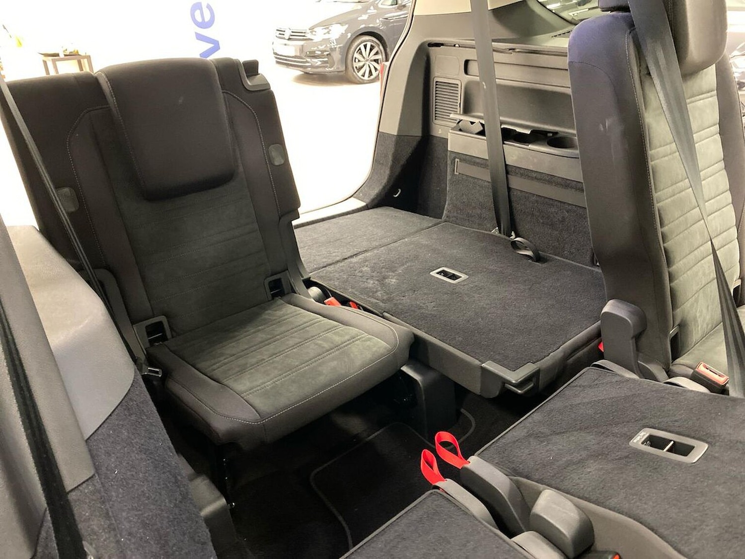 Used Volkswagen Touran 2020 for sale - 76541792: Photo 31