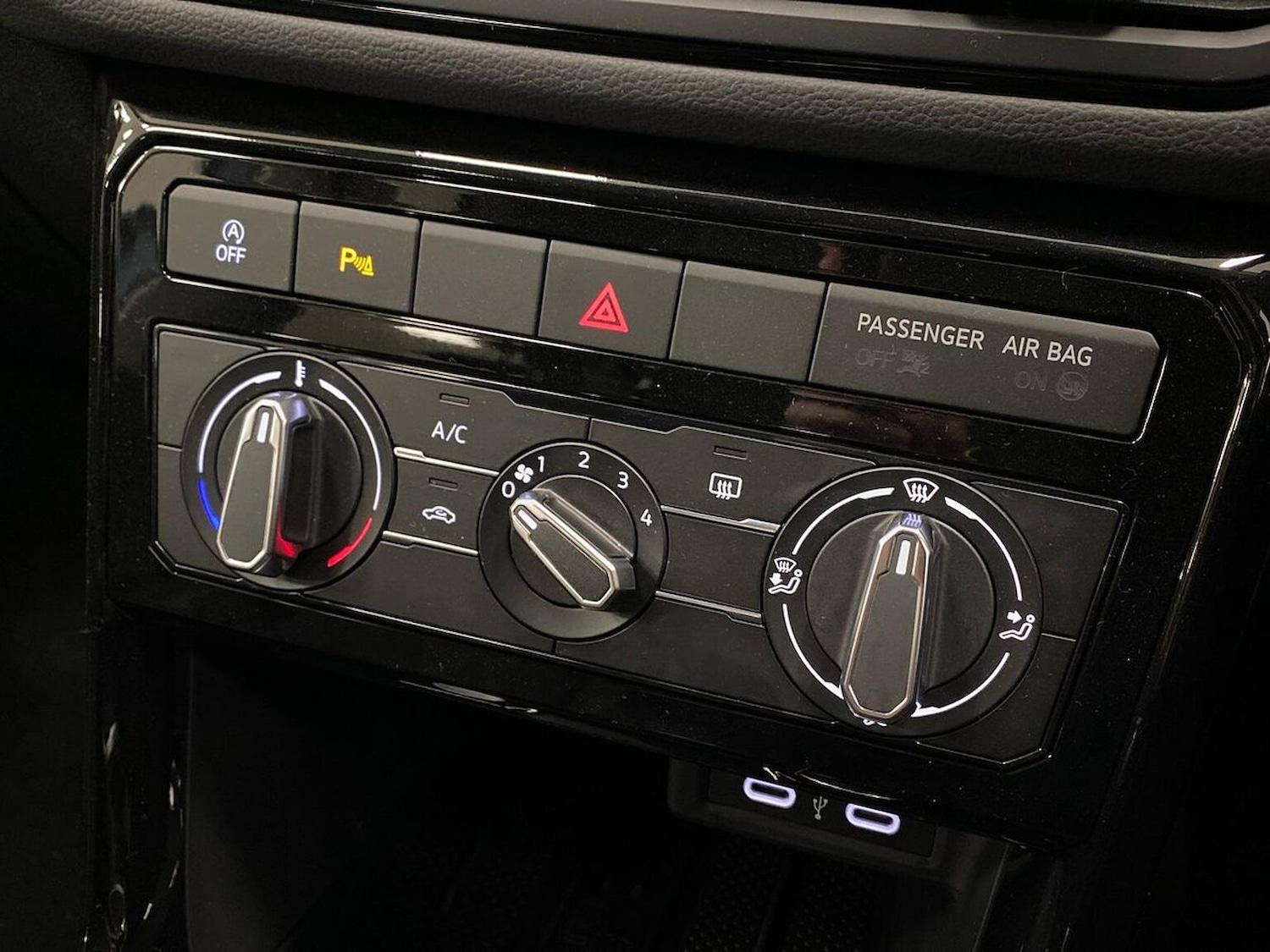 Used Volkswagen T-Cross 2026 for sale - 77775142: Photo 12