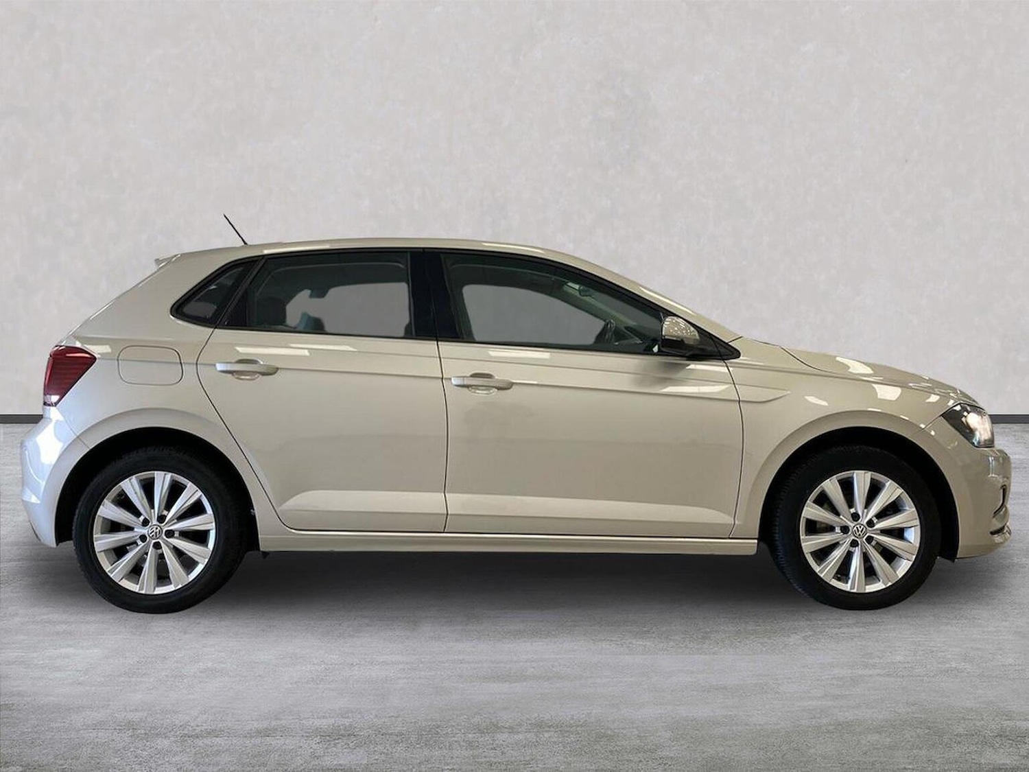 Used Volkswagen Polo 2019 for sale - 78211168: Photo 3