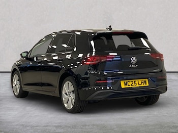 Used Volkswagen Golf 2025 for sale - 78139573: Photo