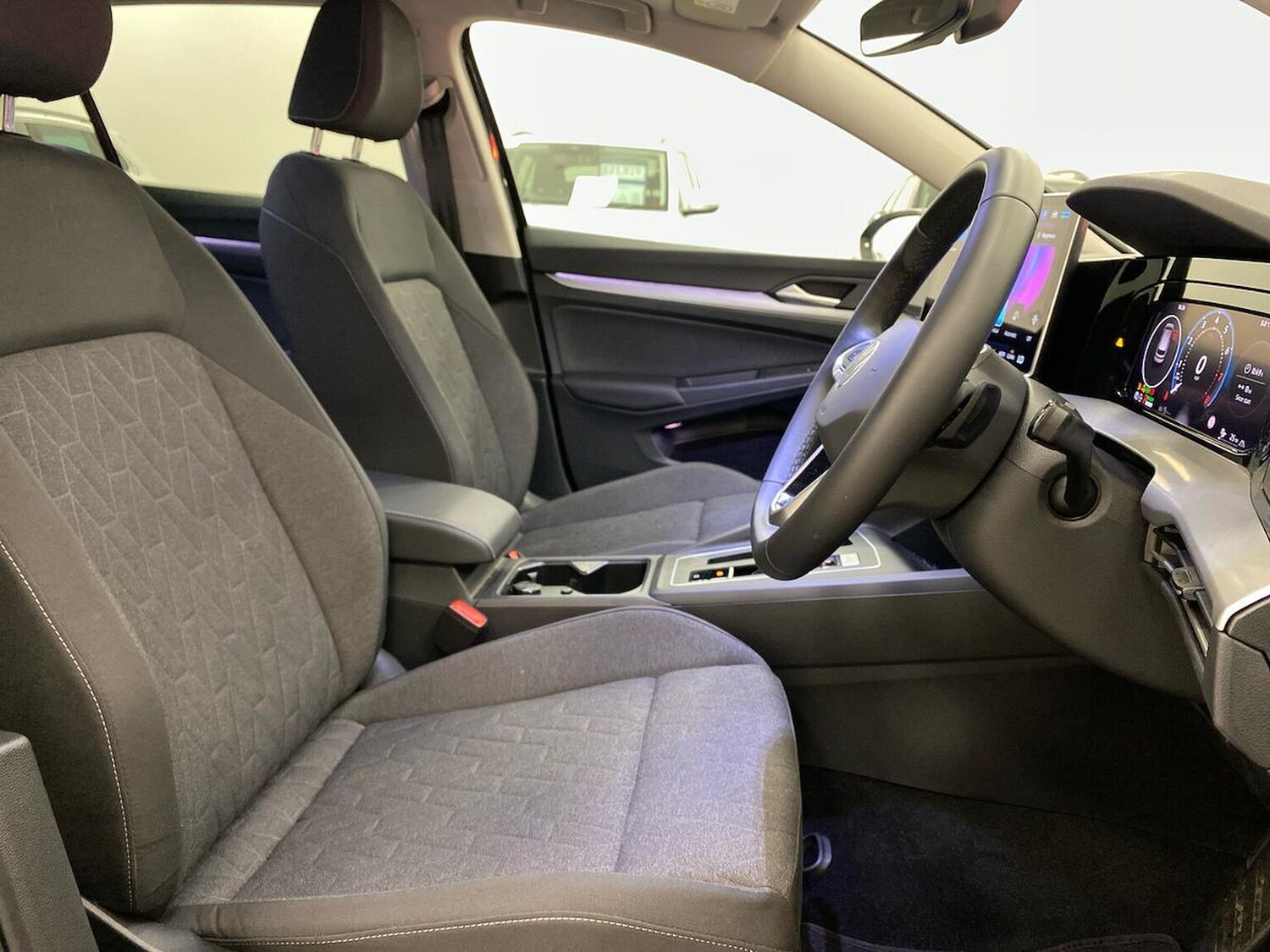 Used Volkswagen Golf 2025 for sale - 78139573: Photo 31