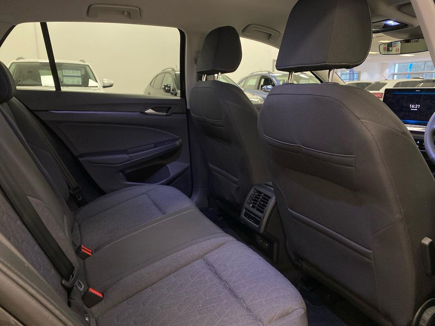 Used Volkswagen Golf 2025 for sale - 78139573: Photo 37