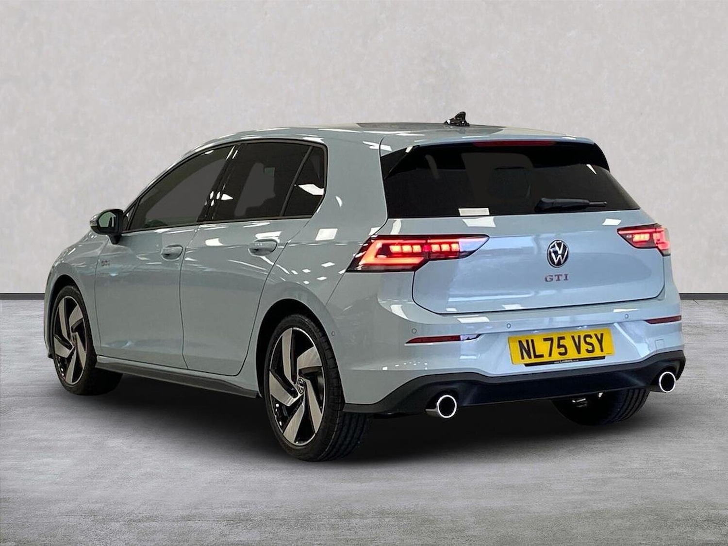 Used Volkswagen Golf 2025 for sale - 76164870: Photo 2