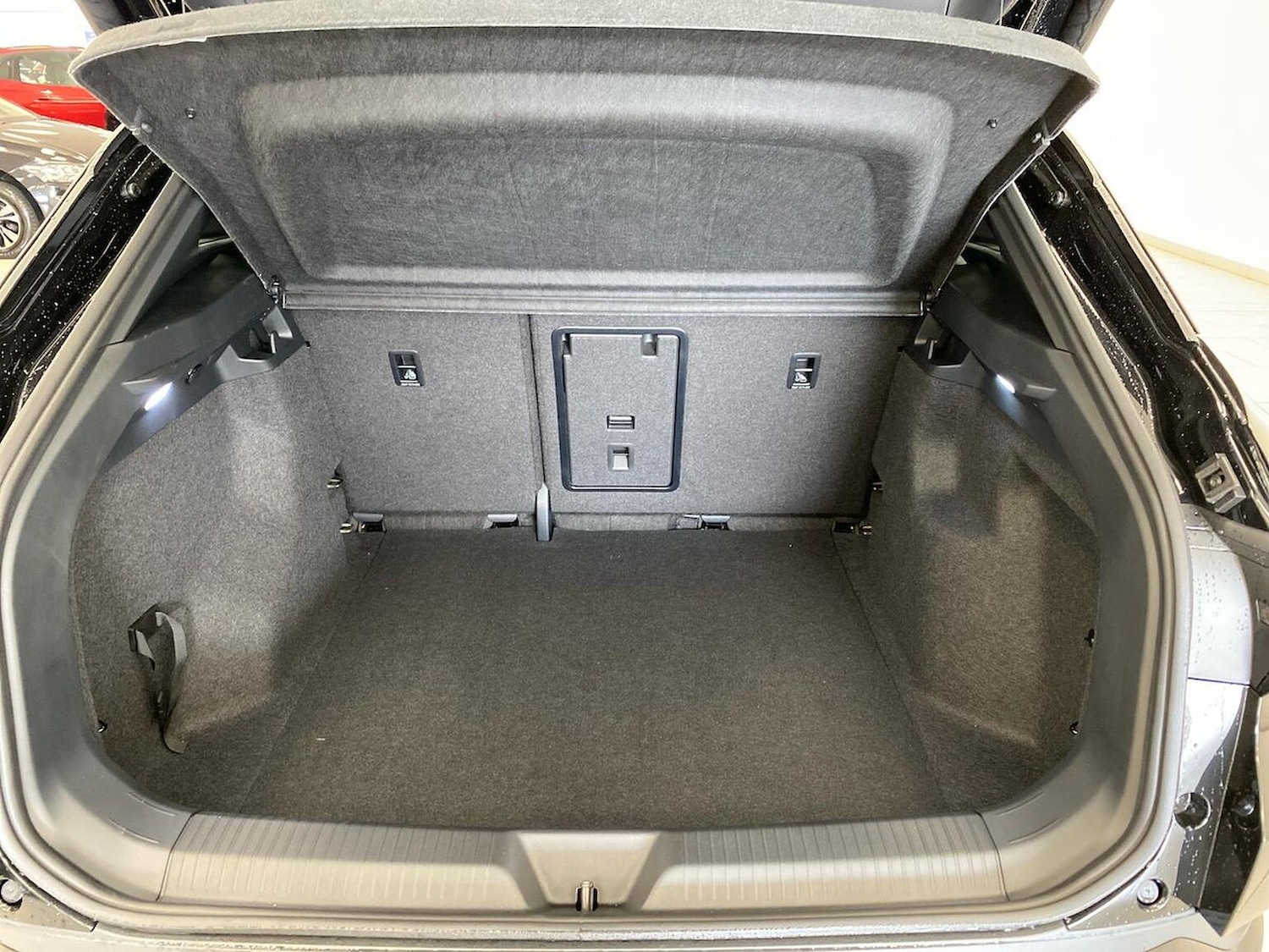 Used Volkswagen ID.4 2025 for sale - 76257745: Photo 17