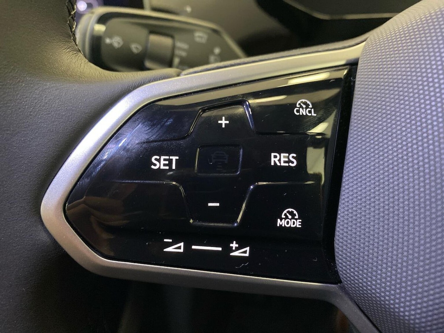 Used Volkswagen ID.4 2025 for sale - 76257745: Photo 26