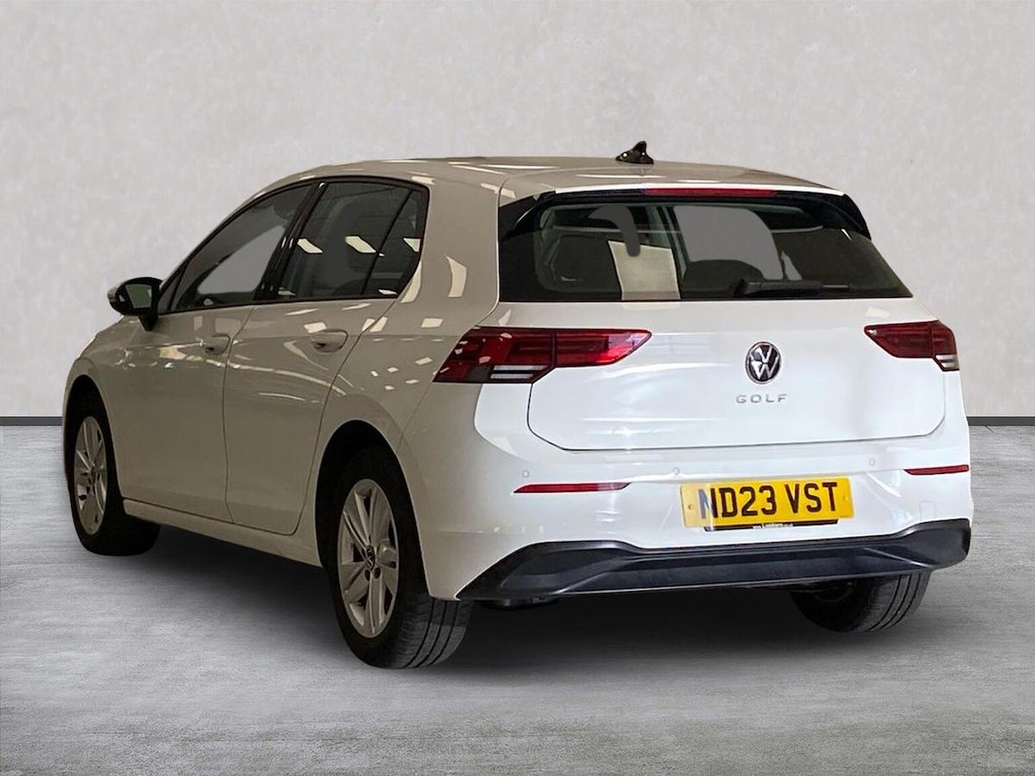 Used Volkswagen Golf 2023 for sale - 76506154: Photo 2