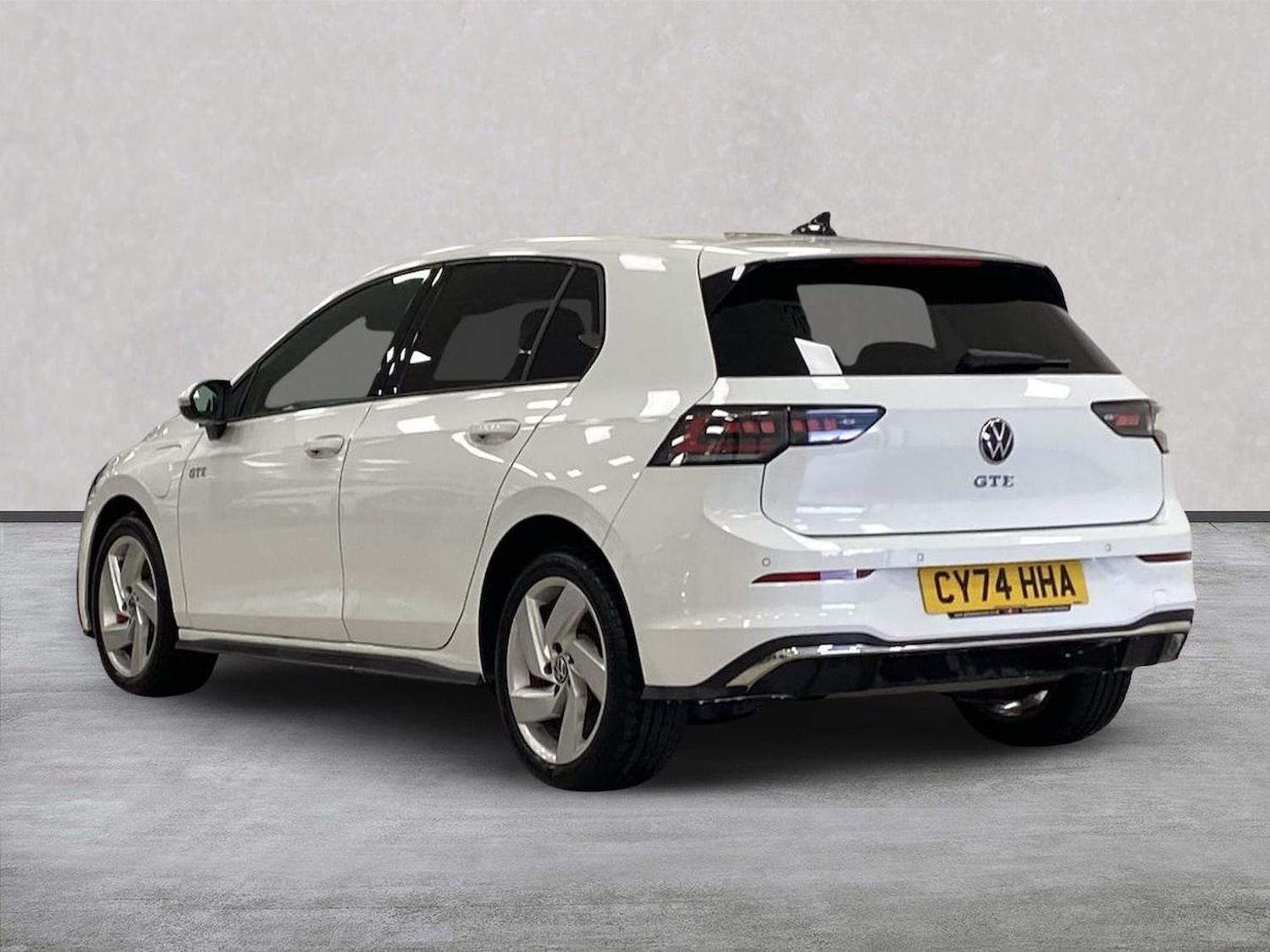 Used Volkswagen Golf 2024 for sale - 77807316: Photo 2