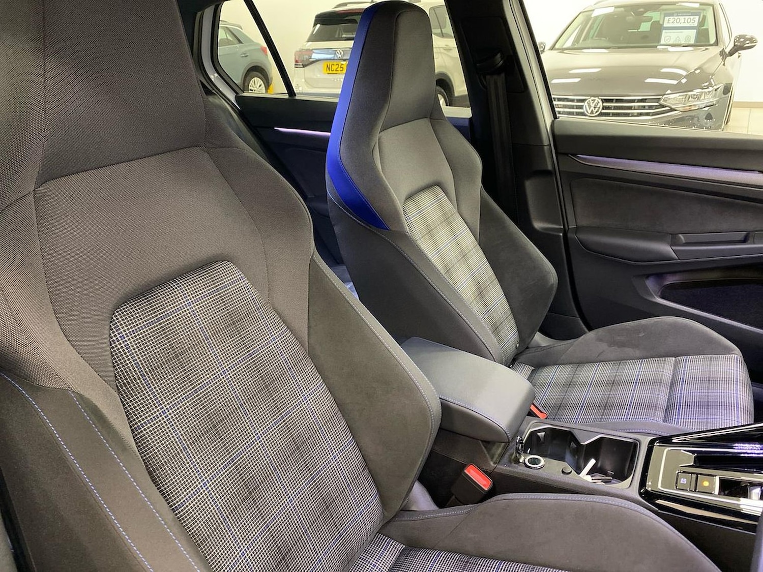 Used Volkswagen Golf 2024 for sale - 77807316: Photo 31