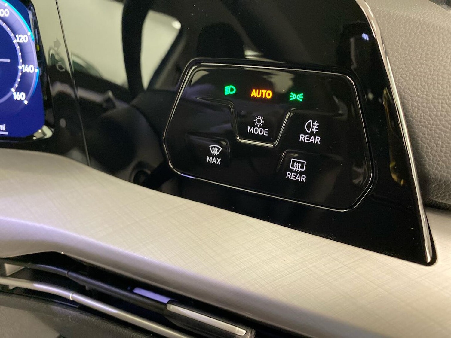 Used Volkswagen Golf 2025 for sale - 76807493: Photo 22