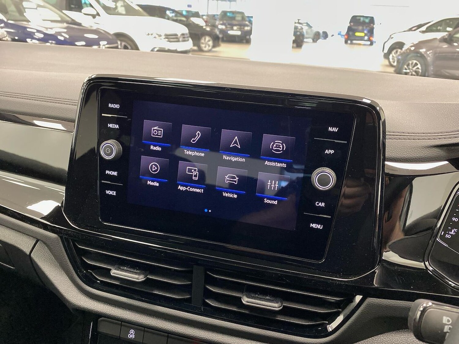 Used Volkswagen T-Roc 2026 for sale - 78194576: Photo 11