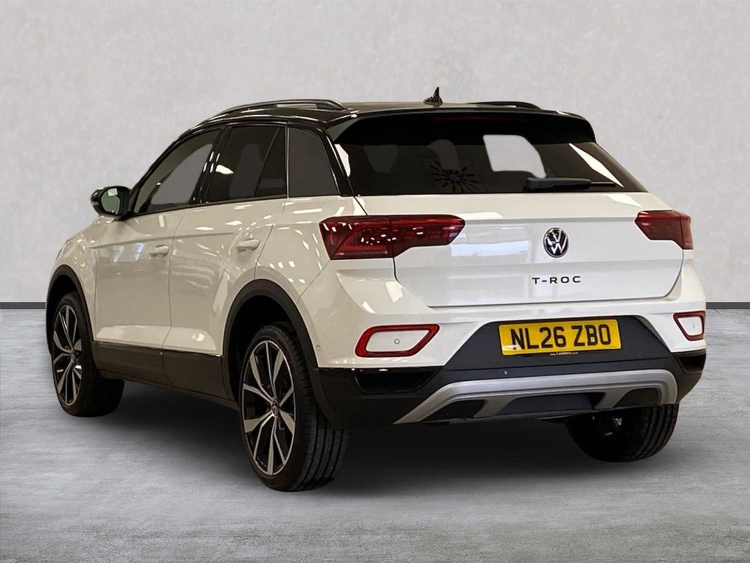 Used Volkswagen T-Roc 2026 for sale - 78194576: Photo 2