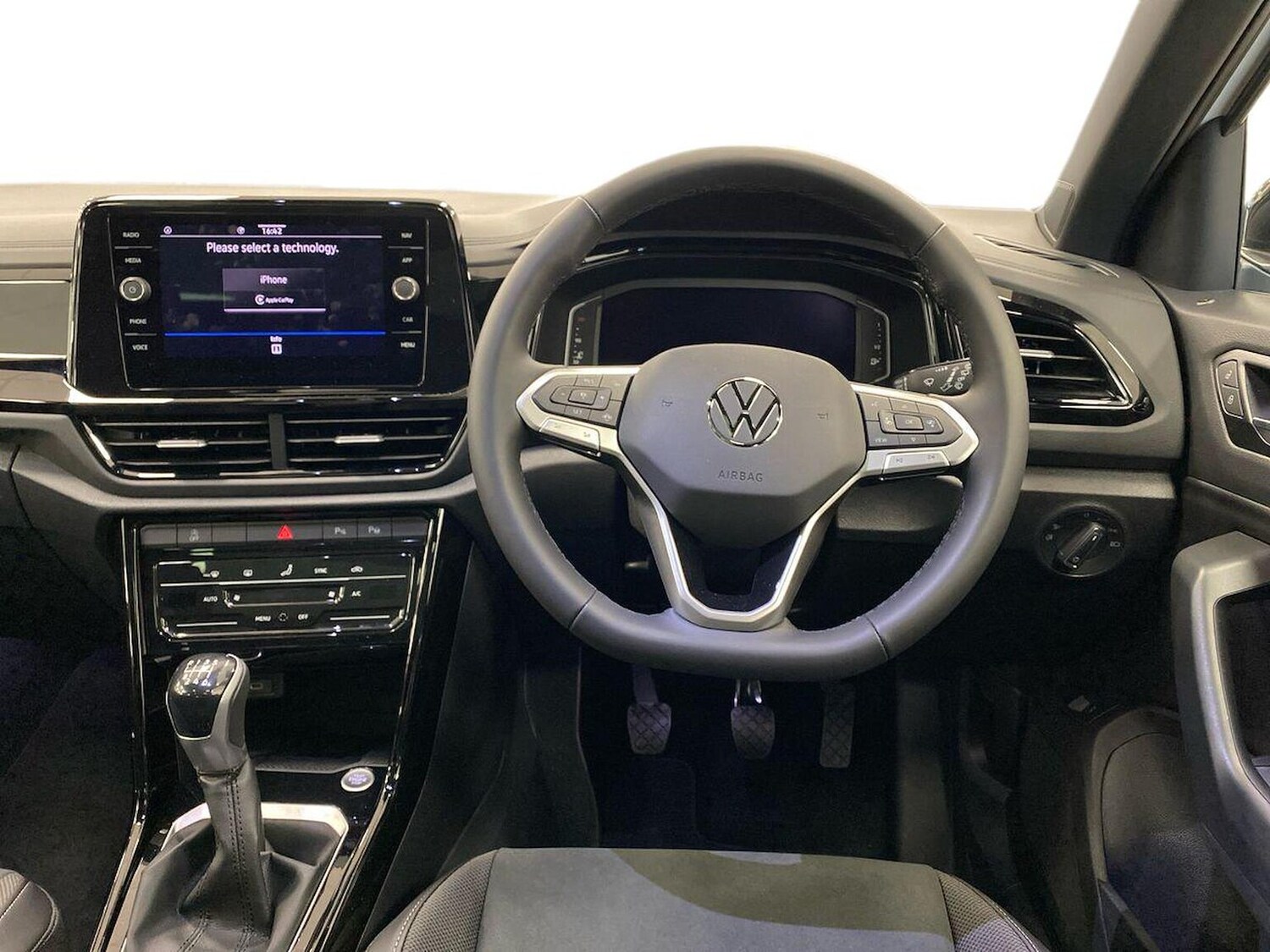 Used Volkswagen T-Roc 2026 for sale - 78194576: Photo 9