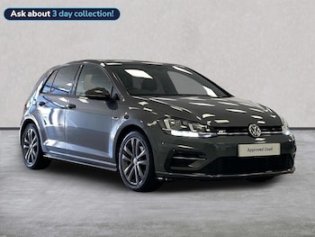 Used Volkswagen Golf 2019 for sale - 79115400: Photo