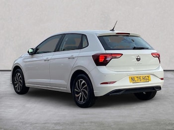 Used Volkswagen Polo 2025 for sale - 76198452: Photo 2