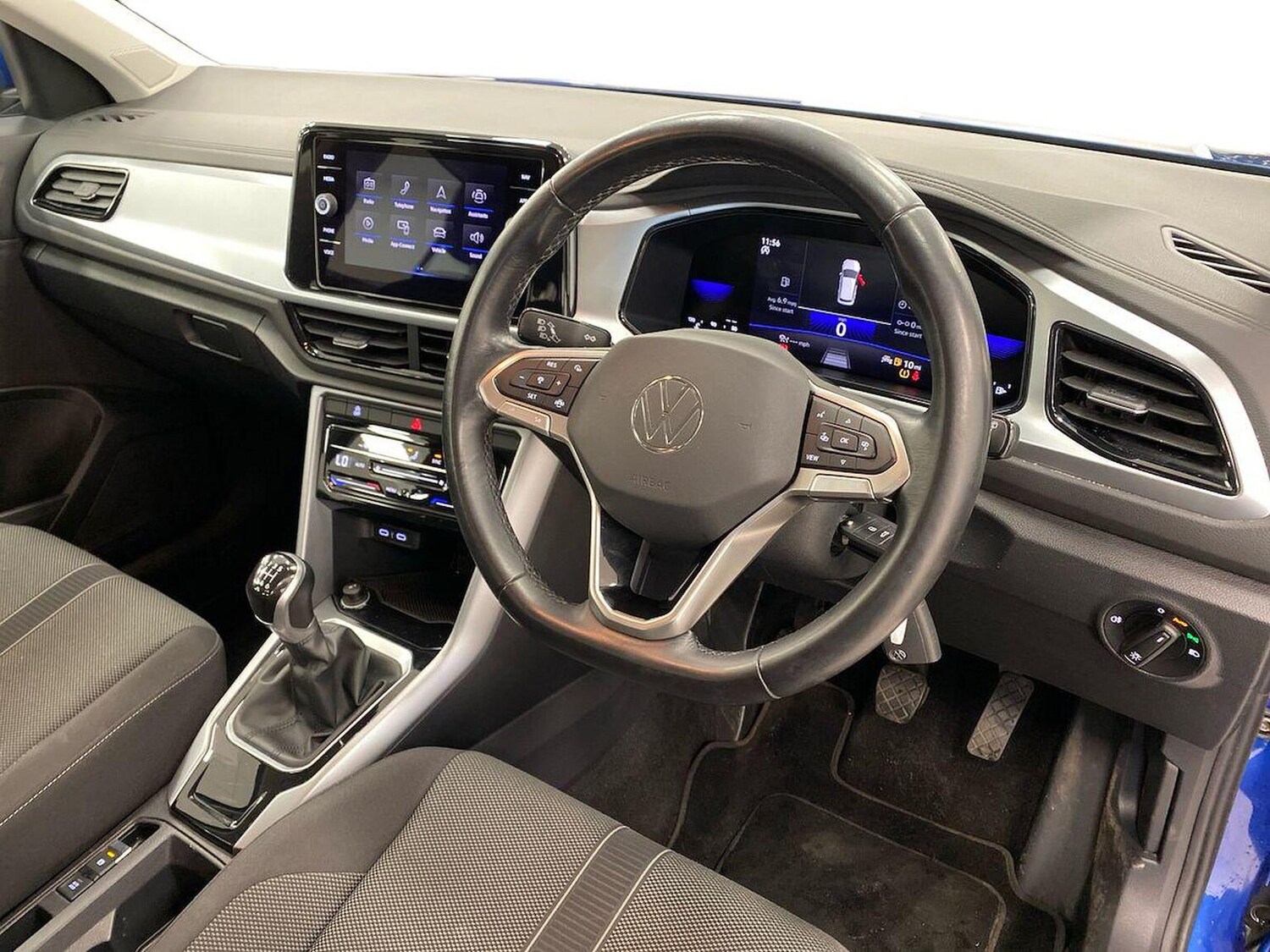 Used Volkswagen T-Roc 2022 for sale - 77487471: Photo 15