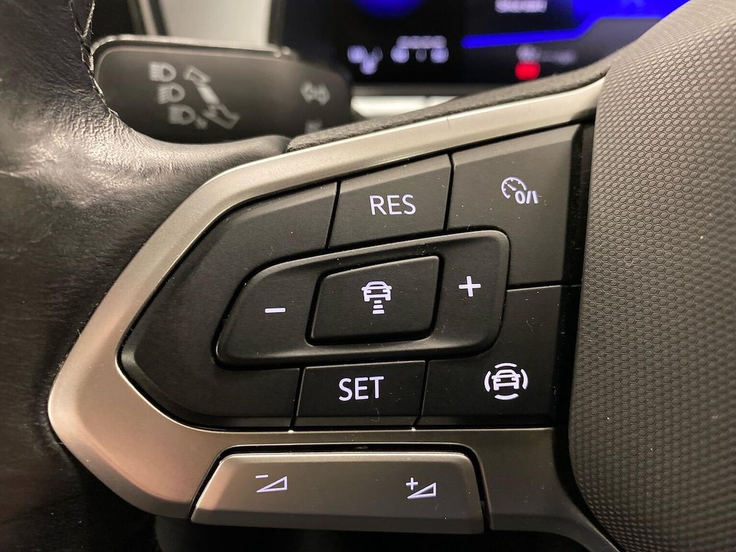 Used Volkswagen T-Roc 2022 for sale - 77487471: Photo 27