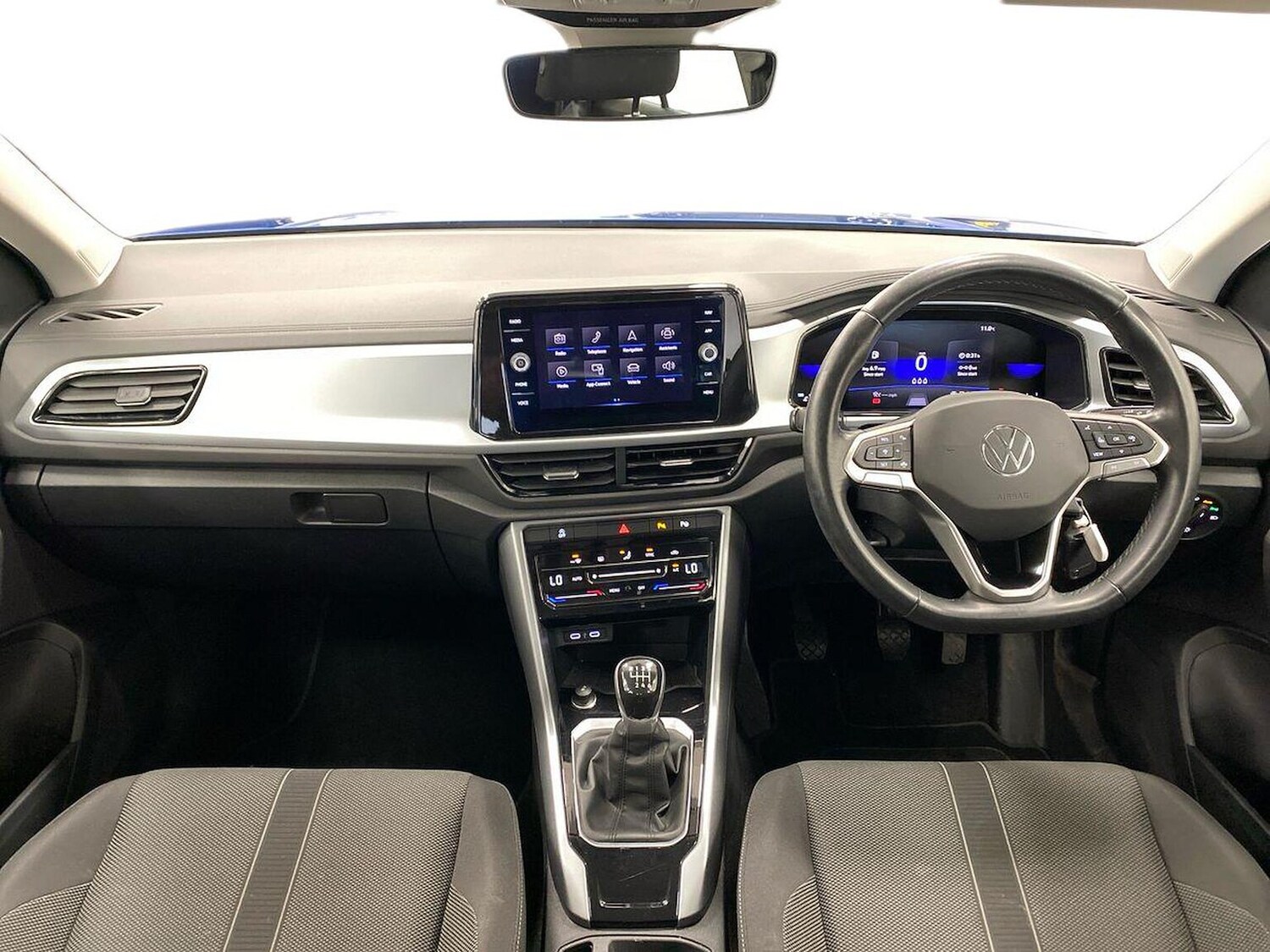 Used Volkswagen T-Roc 2022 for sale - 77487471: Photo 8