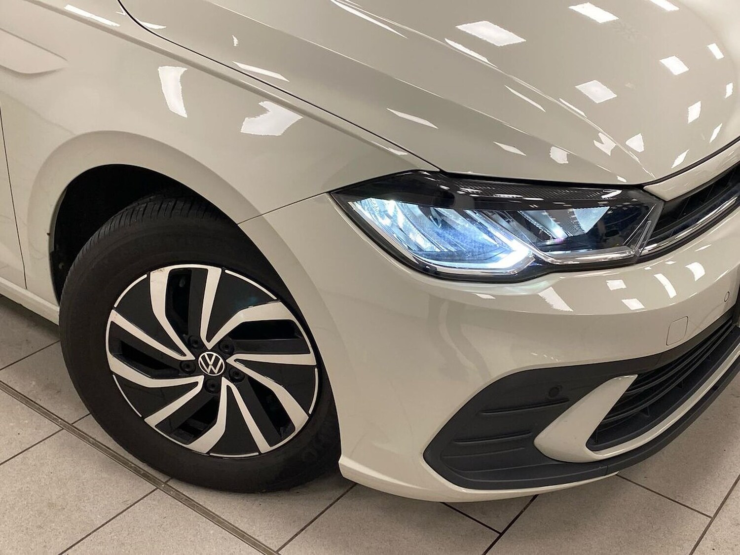 Used Volkswagen Polo 2023 for sale - 77901677: Photo 30