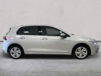 Used Volkswagen Golf 2021 for sale - 75956393: Photo