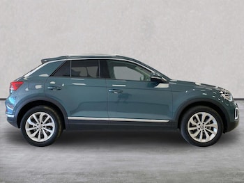 Used Volkswagen T-Roc 2025 for sale - 78438783: Photo