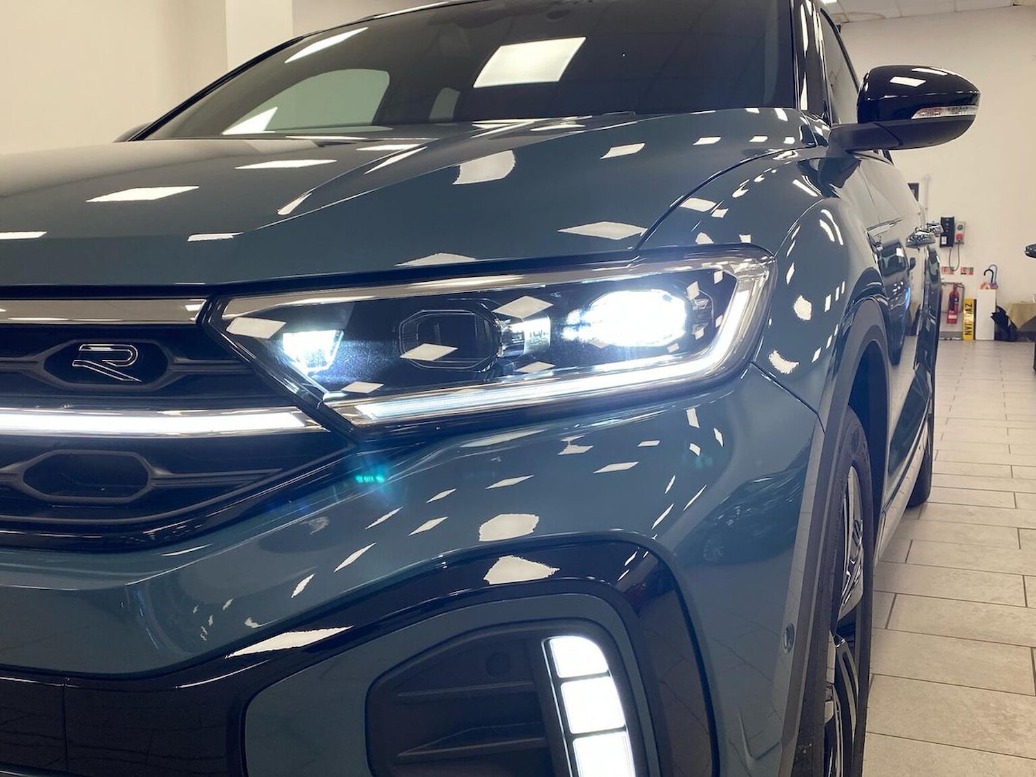 Used Volkswagen T-Roc 2025 for sale - 76785266: Photo 34