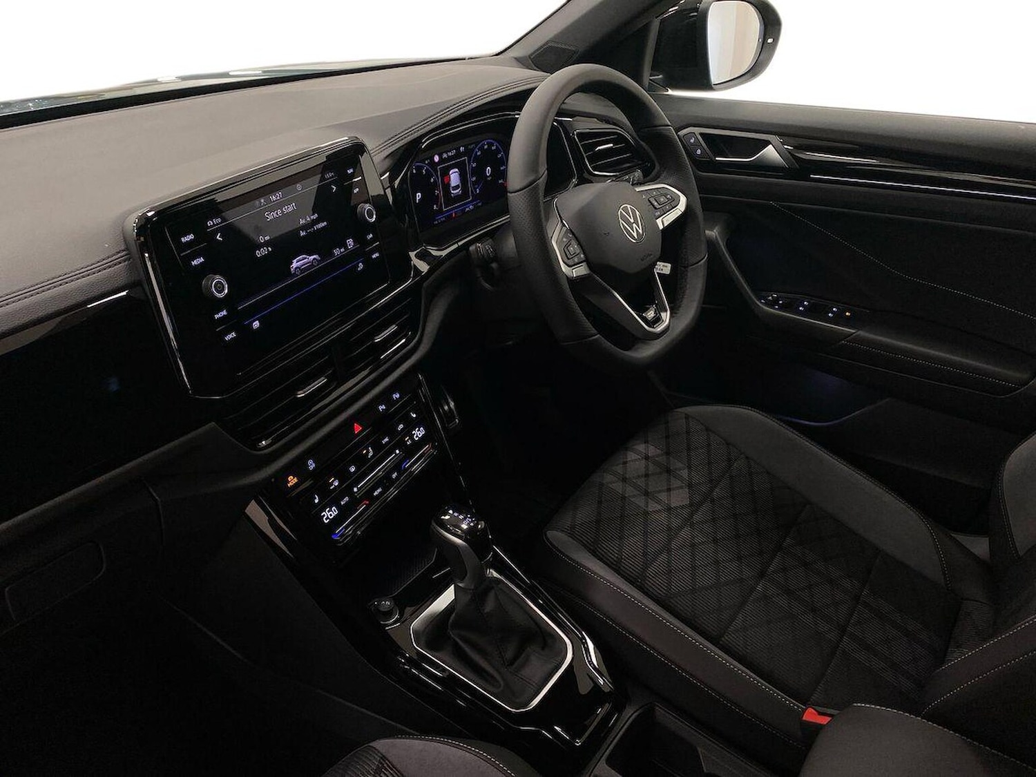 Used Volkswagen T-Roc 2025 for sale - 76785266: Photo 7