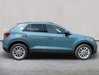 Used Volkswagen T-Roc 2025 for sale - 75490328: Photo
