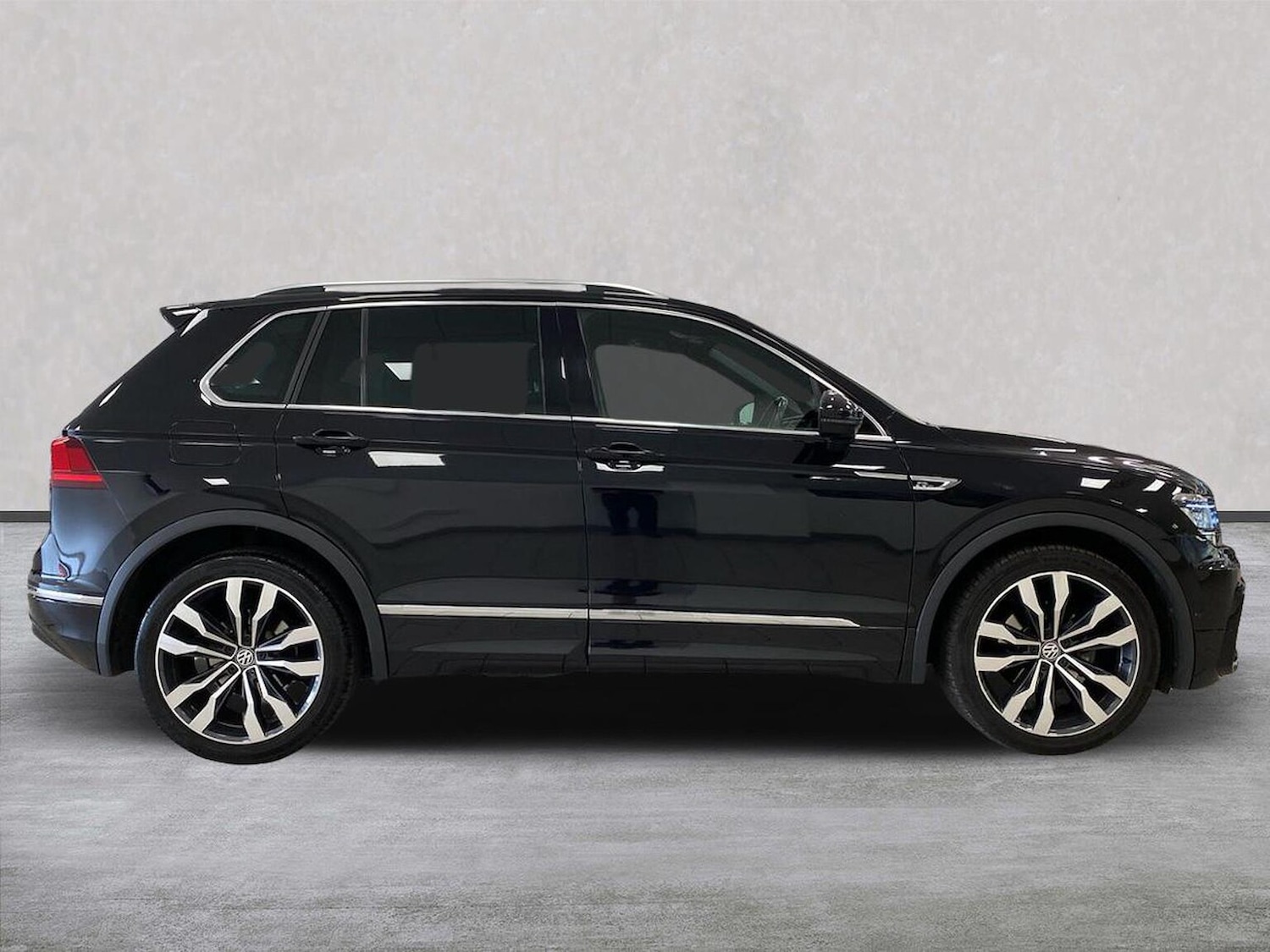 Used Volkswagen Tiguan 2020 for sale - 76011084: Photo 3