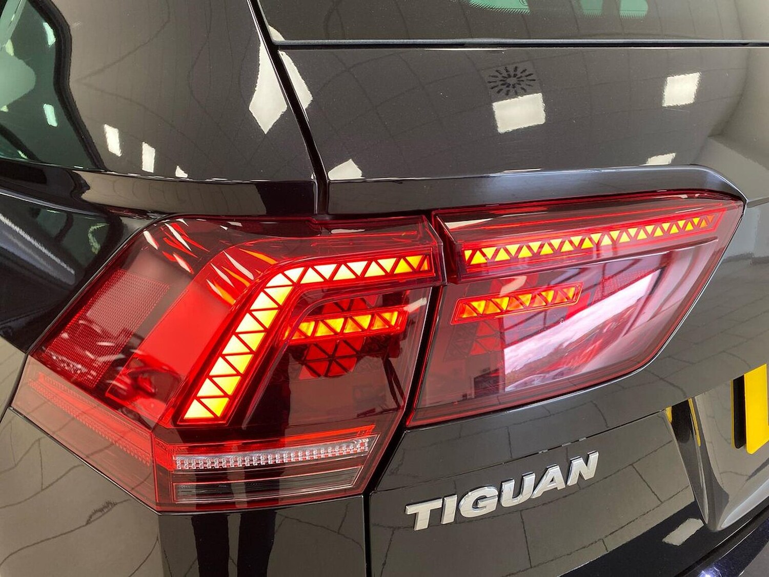 Used Volkswagen Tiguan 2020 for sale - 76011084: Photo 31