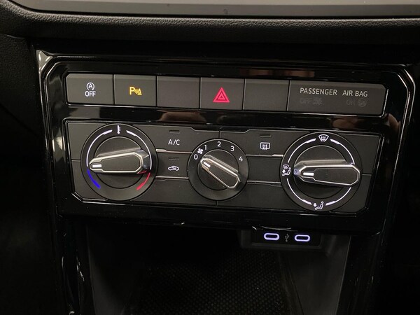 Used Volkswagen T-Cross 2022 for sale - 76268358: Photo 12