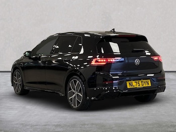 Used Volkswagen Golf 2025 for sale - 76164884: Photo 2