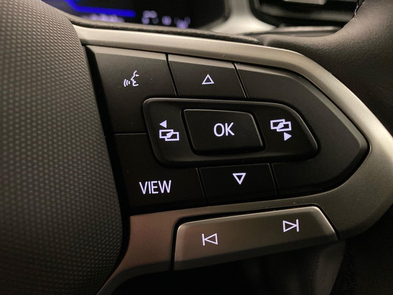 Used Volkswagen T-Roc 2025 for sale - 76719418: Photo 26