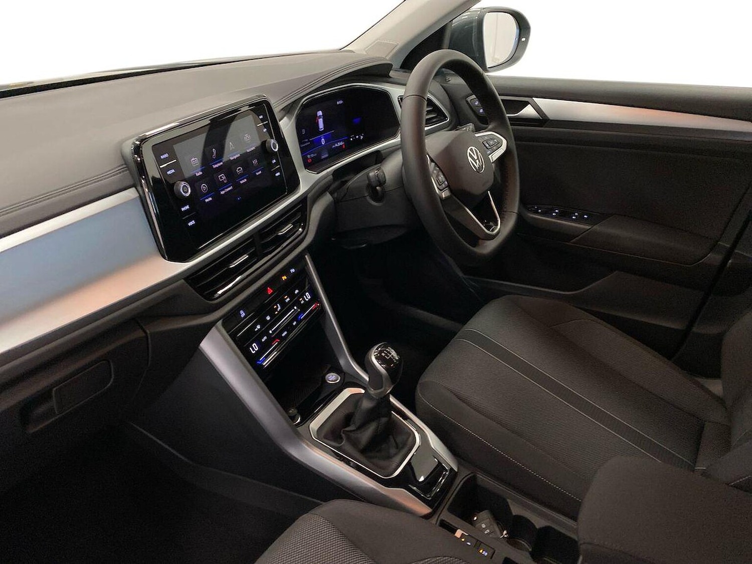 Used Volkswagen T-Roc 2025 for sale - 76719418: Photo 7