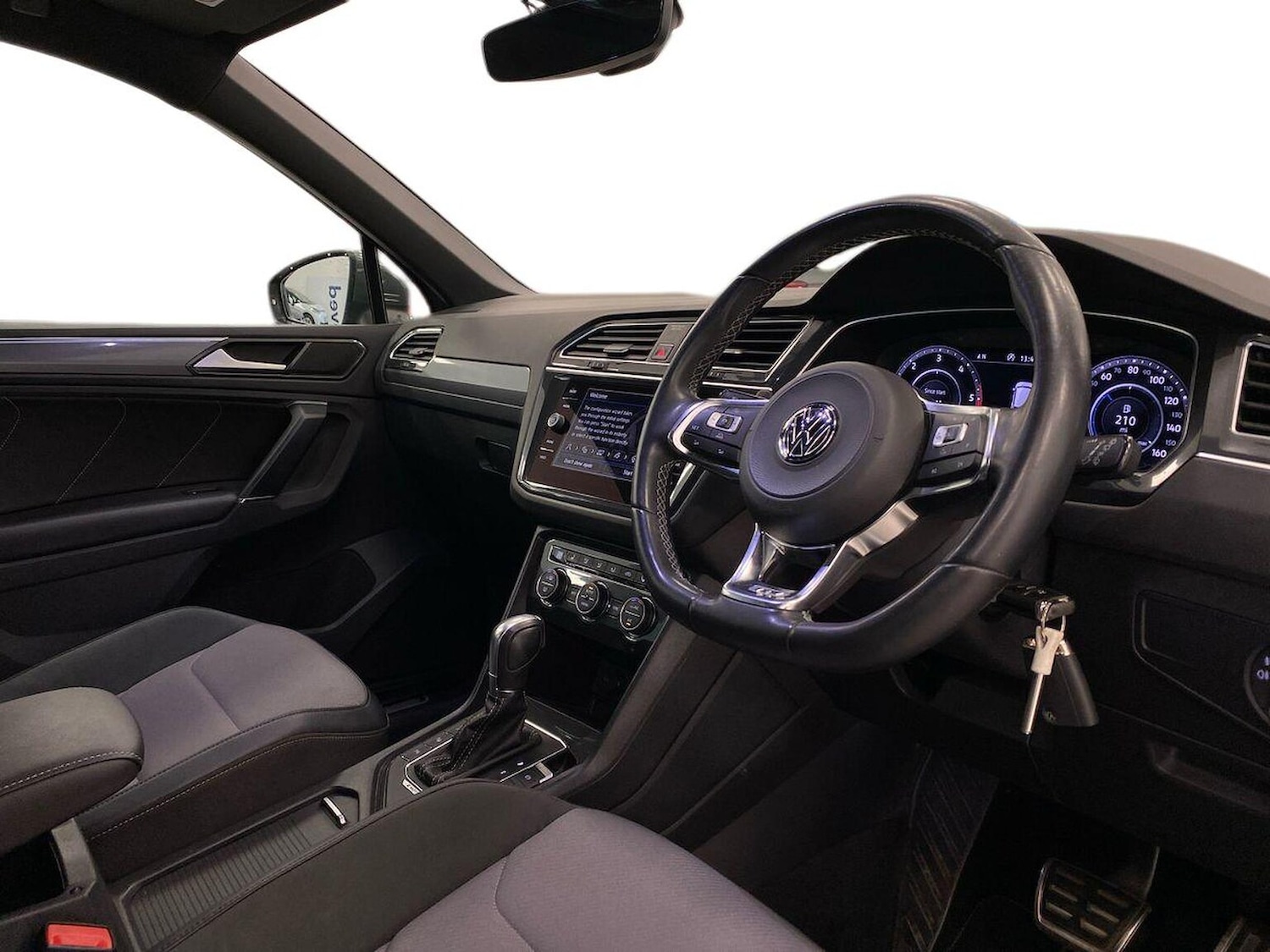 Used Volkswagen Tiguan 2017 for sale - 76142962: Photo 15