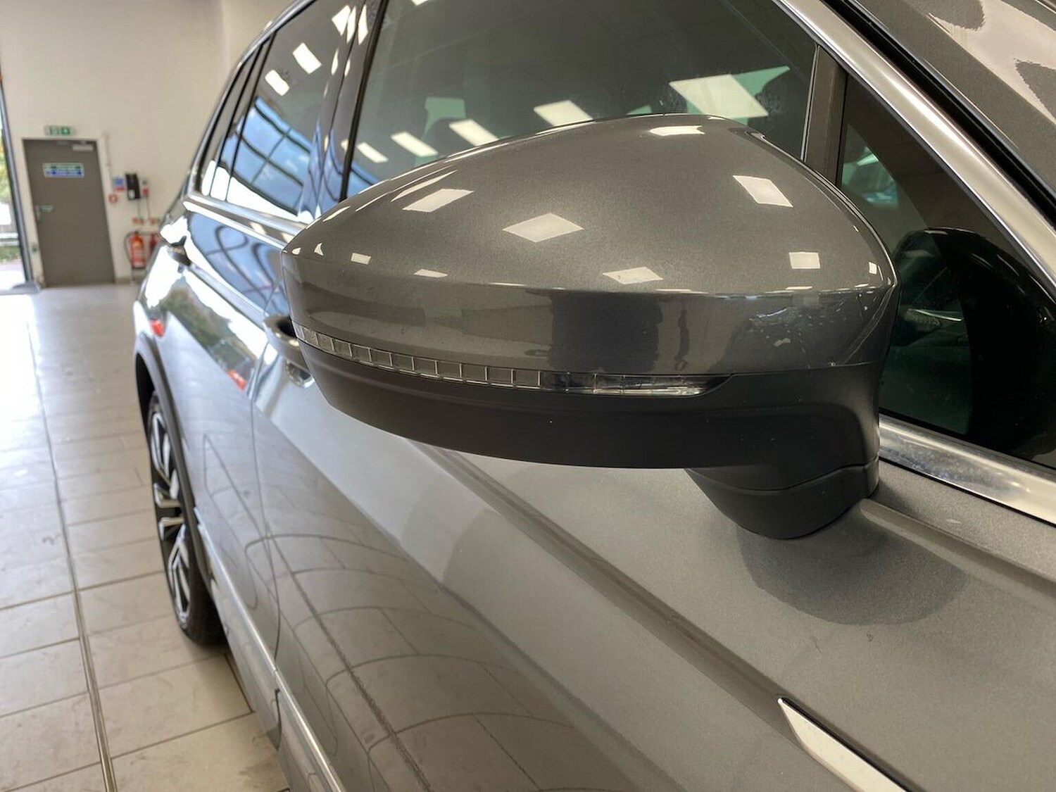 Used Volkswagen Tiguan 2017 for sale - 76142962: Photo 37